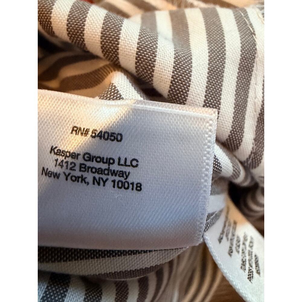 Anne Klein Pinstripe Button Front Blouse Gray White Women’s Medium - Picture 12 of 12